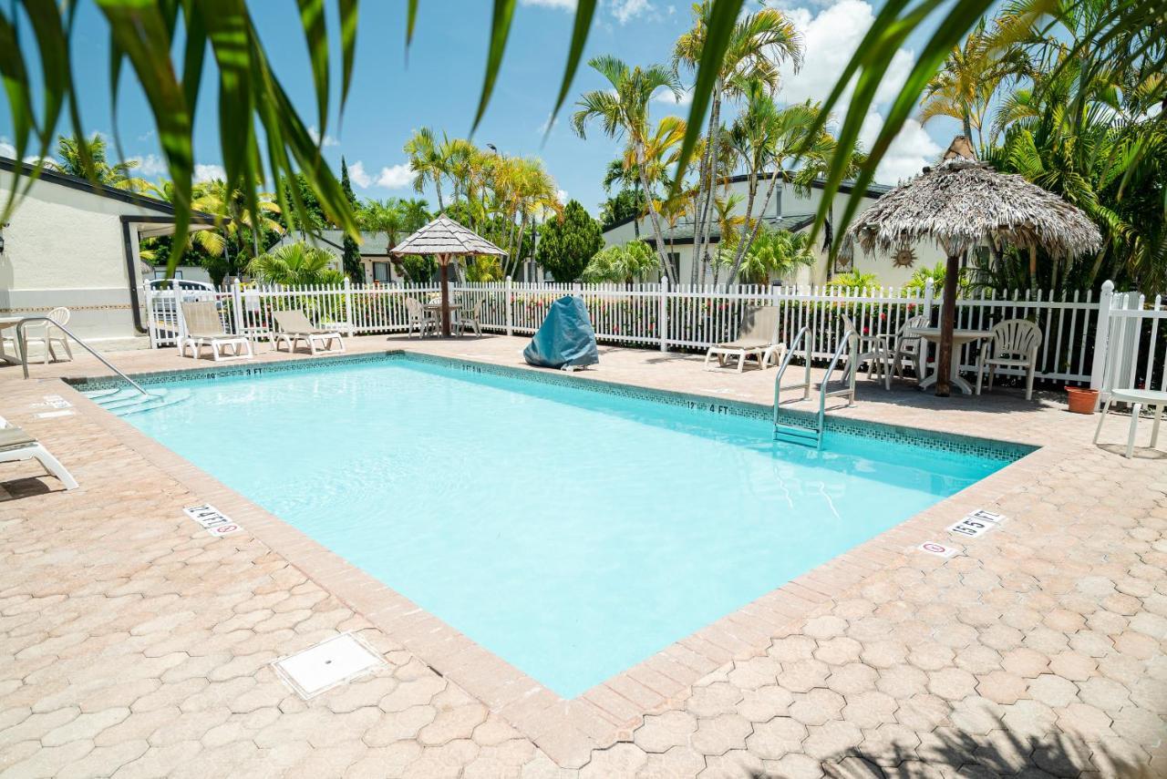 Travelodge By Wyndham Florida City/Homestead/Everglades Екстериор снимка
