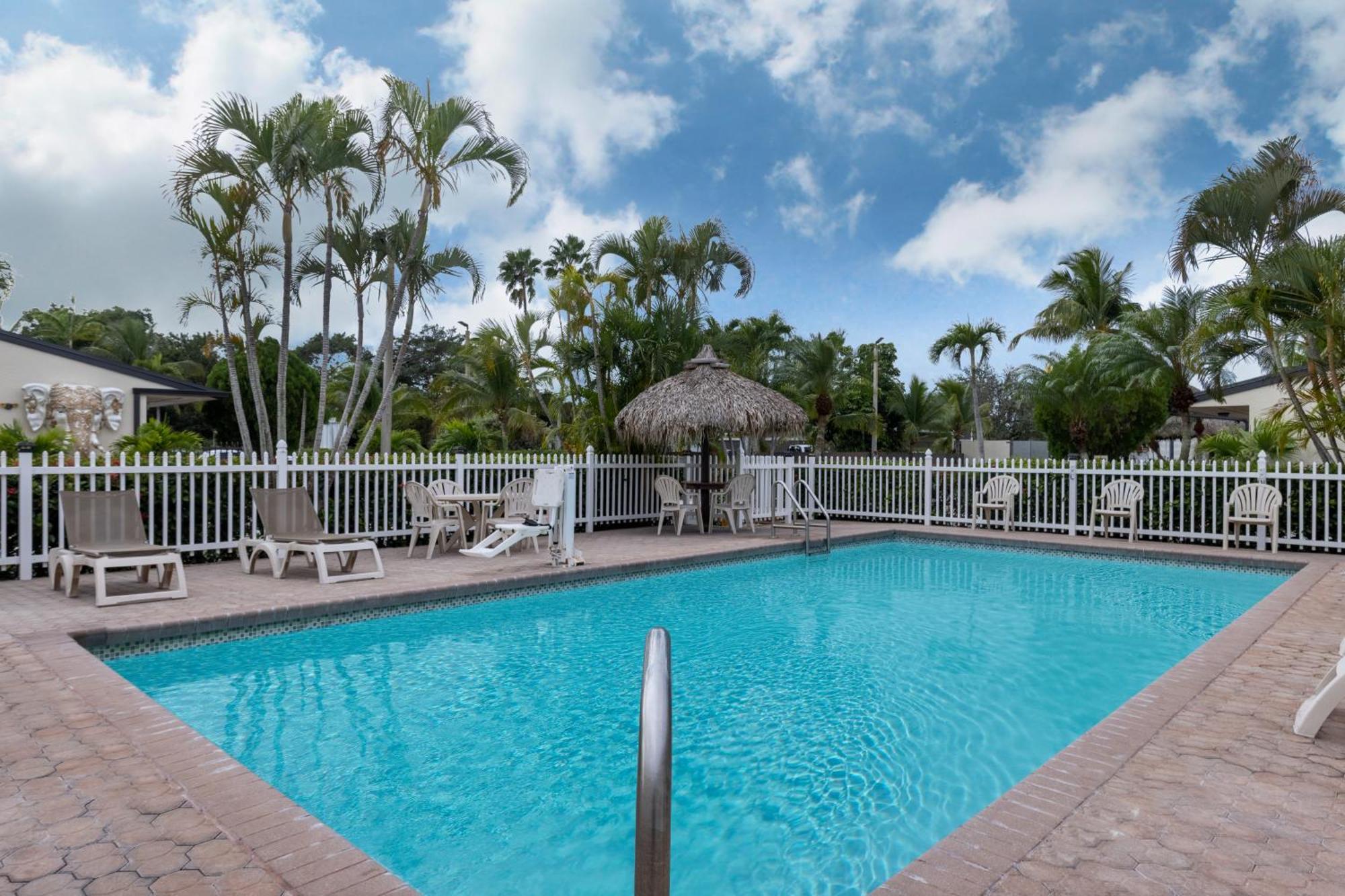 Travelodge By Wyndham Florida City/Homestead/Everglades Екстериор снимка